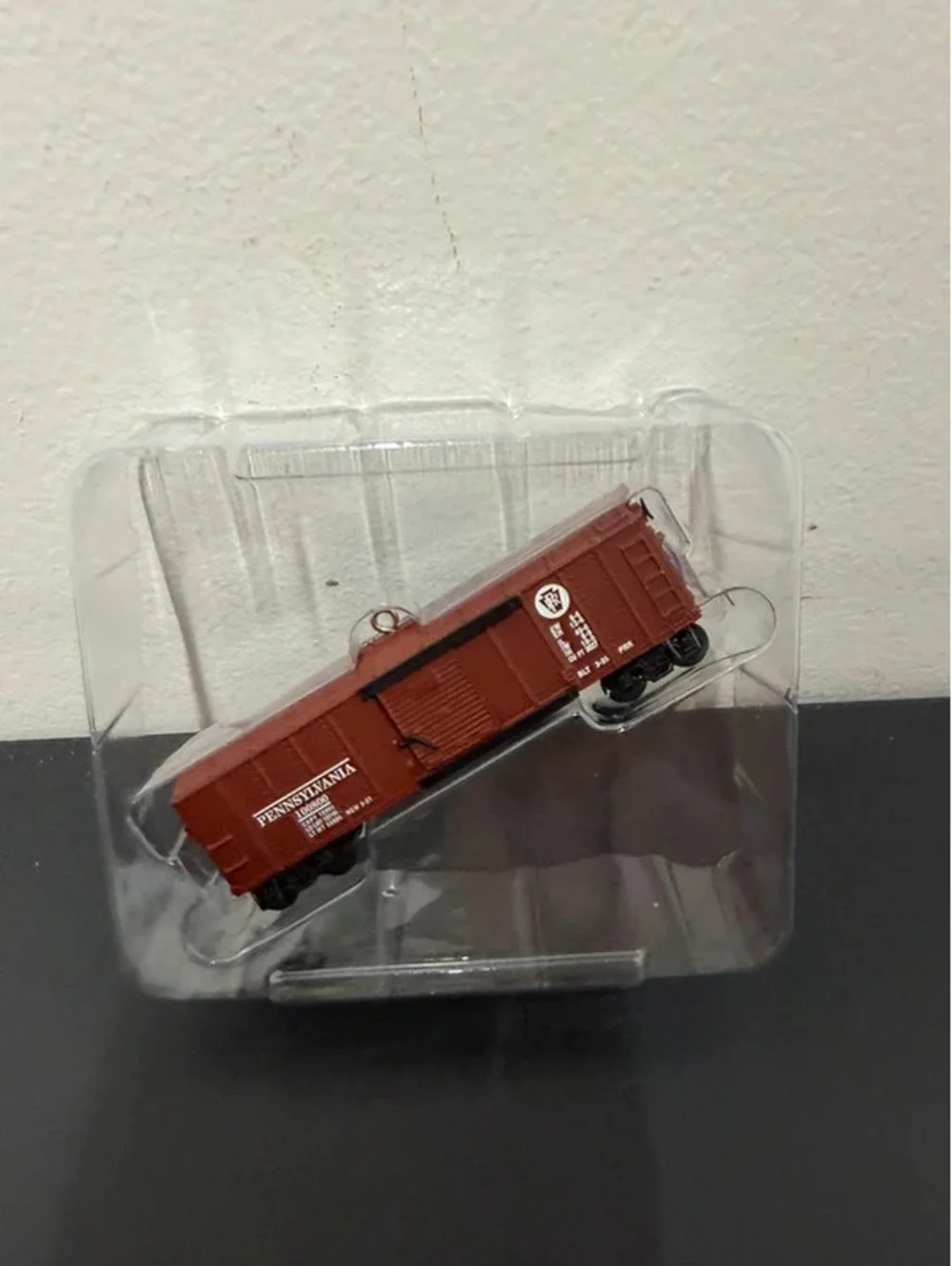 Lionel No.714 Boxcar  Hallmark Keepsake Ornament